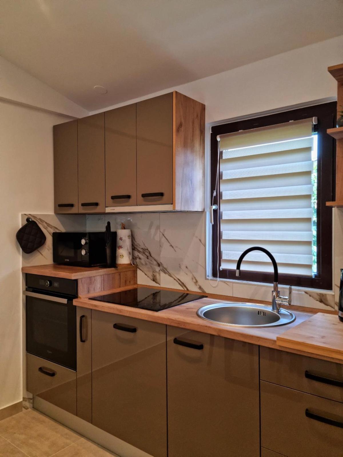 Apartmani Nika 1 里耶卡 外观 照片